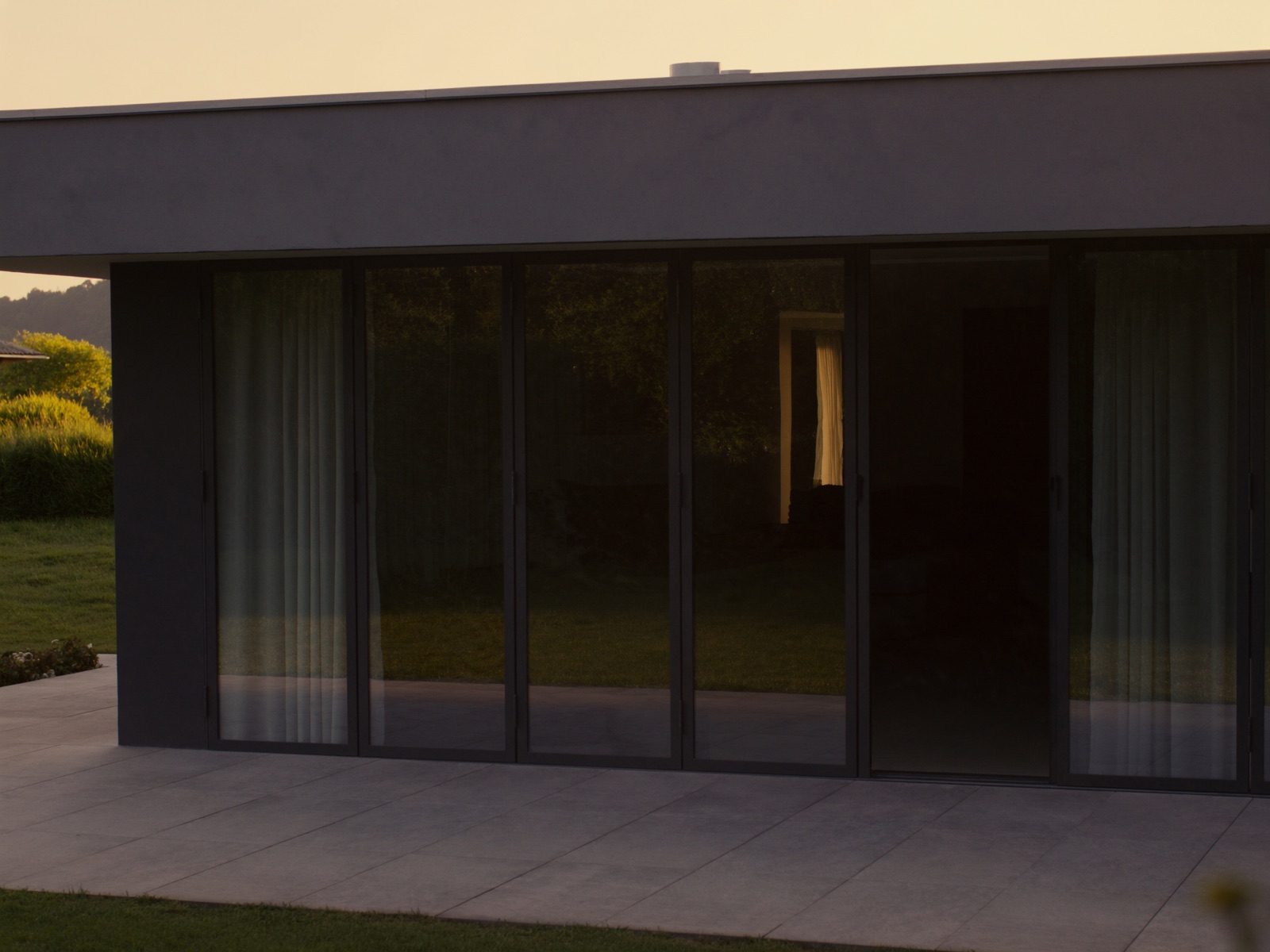 Maison contemporaine à Eaubonne avec baies aluminium